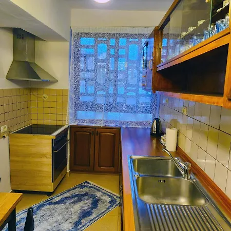 Center Apartment, 30m From Center. *