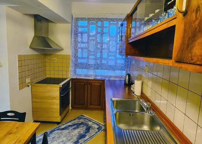 Center Apartment, 30m From Center. *